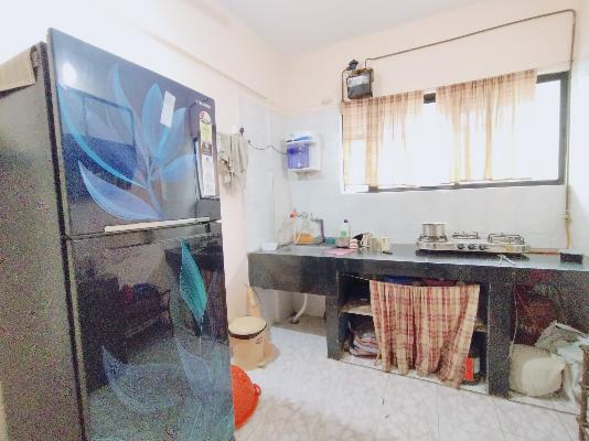 2 BHK Flat In Yash Park For Sale  In Ghatkopar East