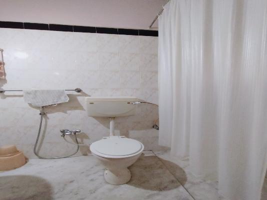 2 BHK Flat In Yash Park For Sale  In Ghatkopar East