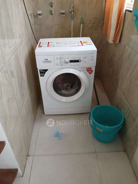 2 BHK Flat In Kharde Patil Woods Royale for Rent  In Kothrud