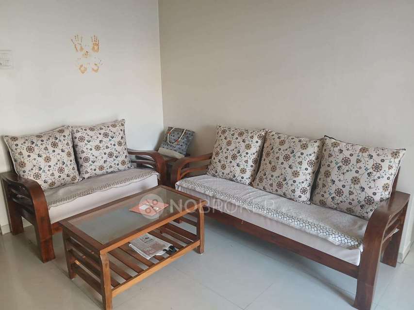 2 BHK Flat In Kharde Patil Woods Royale for Rent  In Kothrud