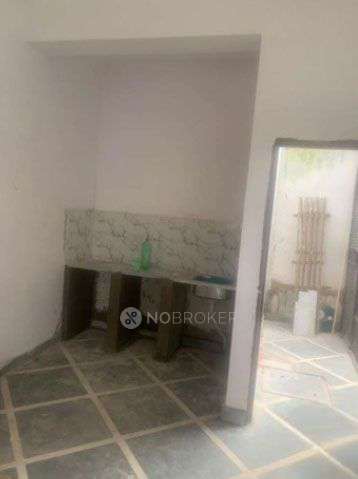 Commercial Property in Sigma Iv, Greater Noida for Rent 