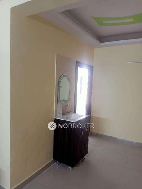3 BHK Flat In Bankey Bihari Sharnam For Sale  In Raj Nagar Extension