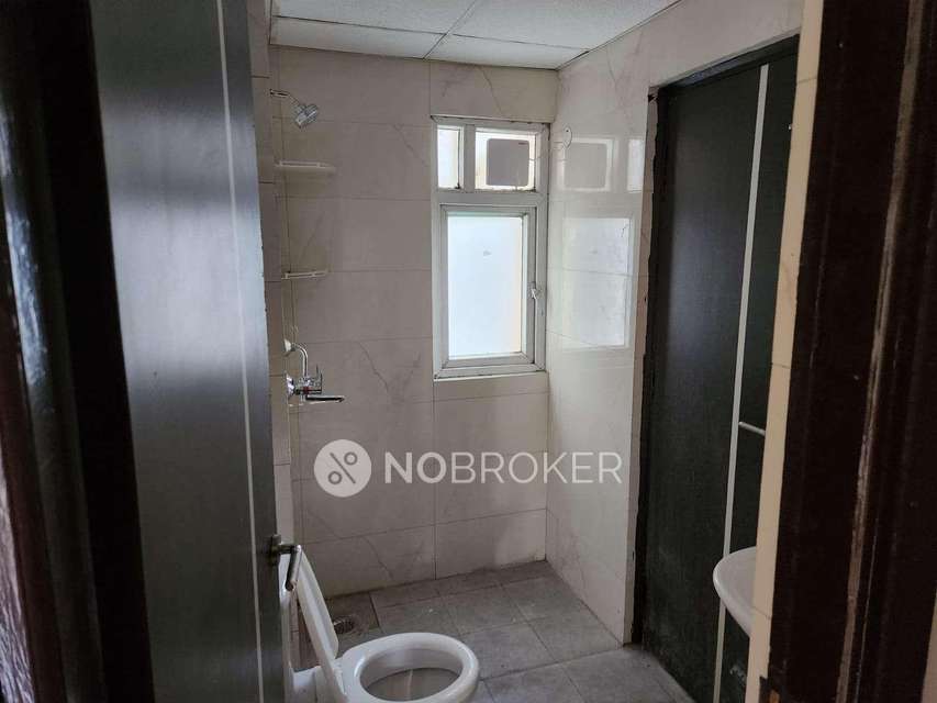 2 BHK Flat In Samridhi Grand Avenue For Sale  In Amrapali Dream Valley