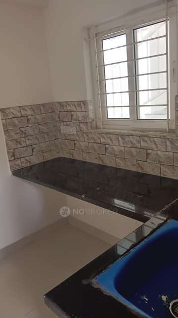 2 BHK Flat In Sml Rainbow Apartment For Sale  In J. P. Nagar