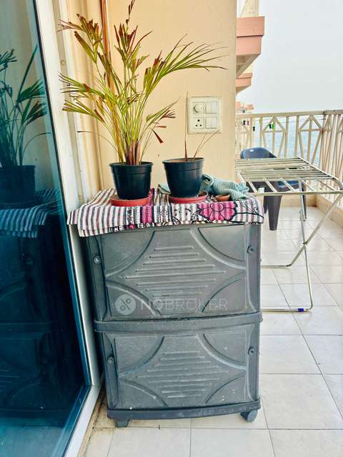 2 BHK Flat In Gaursons 7th Avenue For Sale  In  Sector 4