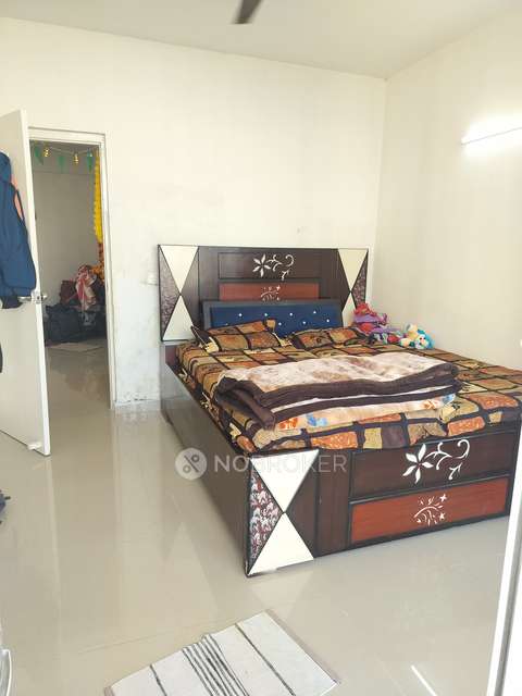 2 BHK Flat In Green Court For Sale  In Sector 90