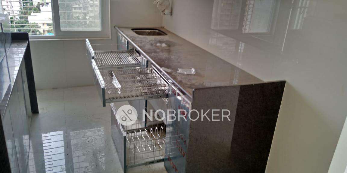 2 BHK Flat In Ashtha Heights For Sale  In Goregaon West