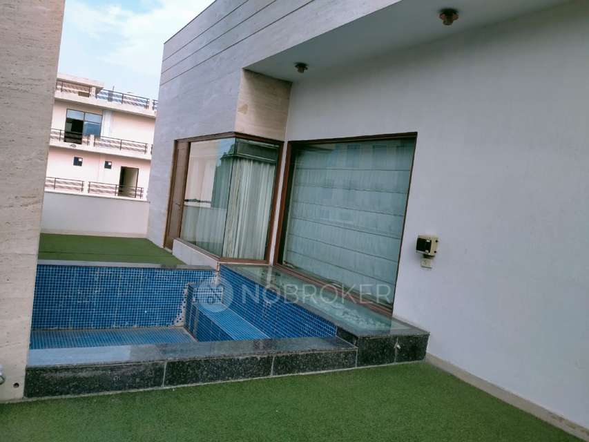4+ BHK Villa In Kst Chattarpur Villas For Sale  In Chhatarpur