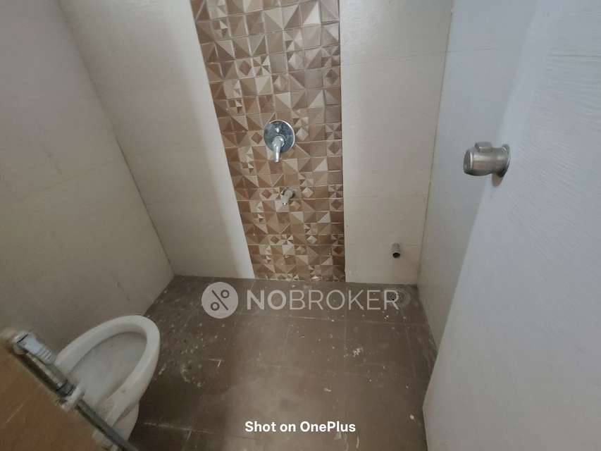 2 BHK Flat In Sterling Silver Heights, Adjacent To Orr Service Road For Sale  In Mallampet