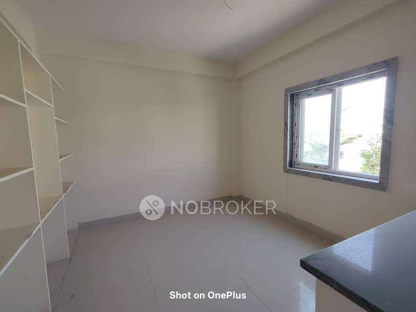 2 BHK Flat In Sterling Silver Heights, Adjacent To Orr Service Road For Sale  In Mallampet