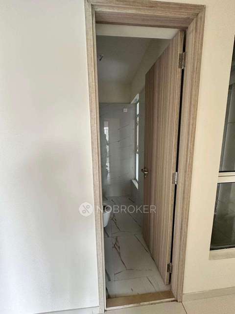 2 BHK Flat In Wadhwa Atmosphere O2 For Sale  In Mulund West