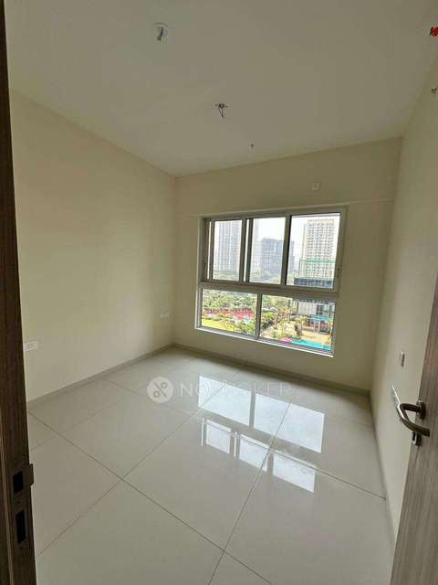 2 BHK Flat In Wadhwa Atmosphere O2 For Sale  In Mulund West