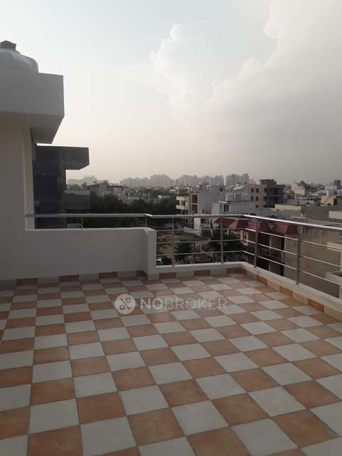 PG for Girls in Sector 45