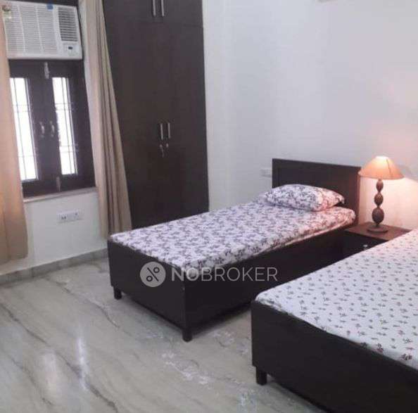 PG for Girls in Sector 45