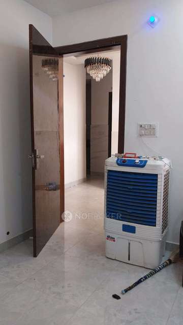 3 BHK Flat In Builder Floor  For Sale  In Uttam Nagar