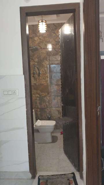 3 BHK Flat In Builder Floor  For Sale  In Uttam Nagar