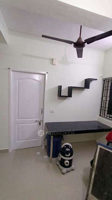 2 BHK Flat For Sale  In  Sembakkam