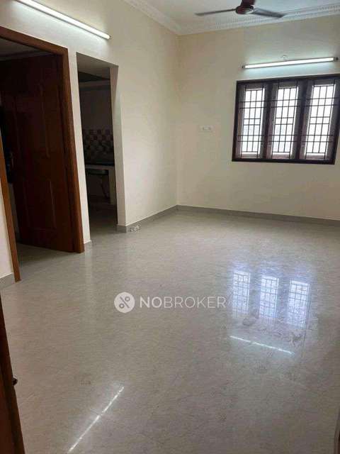 3 BHK Flat In Sri Vidhya Apartments For Sale  In Pallikarnai