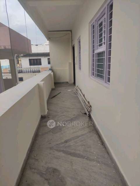 2 BHK Flat In Chabbra&#39;s Mansion For Sale  In 16-9-32, Ranibagh, Dhobi Galli, Old Malakpet, Hyderabad, Telangana 500036, India