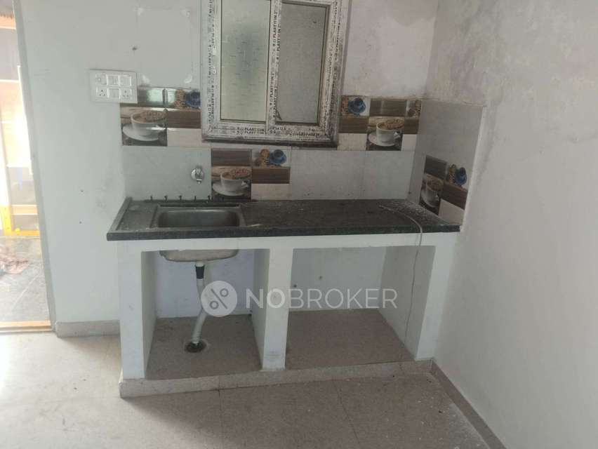 1 RK Flat In Suma Residency for Rent  In Gachibowli