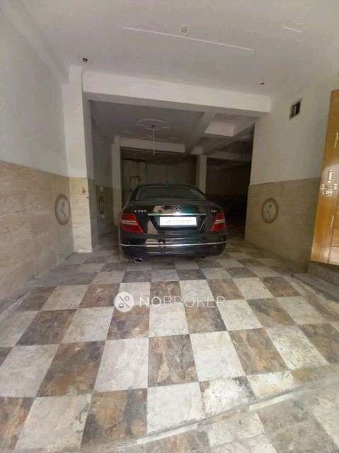 Godown/Warehouse in Sector 53, Noida for sale 