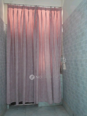 PG for Girls in Mukherjee Nagar