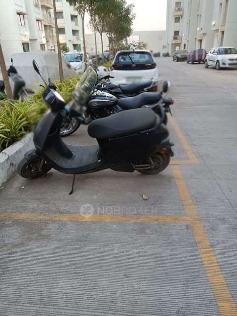 2 BHK Flat In Peninsula Address One  For Sale  In Gahunje