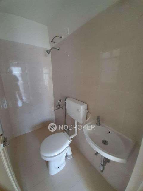 2 BHK Flat In Peninsula Address One  For Sale  In Gahunje