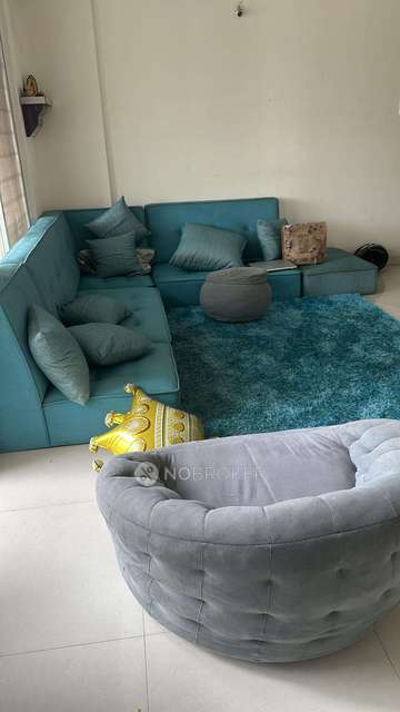 2 BHK Flat In Esclare Royale for Rent  In Kharadi