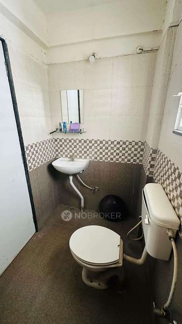 2 BHK Flat In Esclare Royale for Rent  In Kharadi