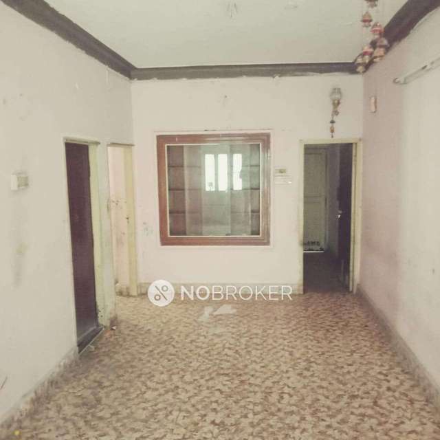 2 BHK Flat In Mathangi Apts For Sale  In Kodambakkam