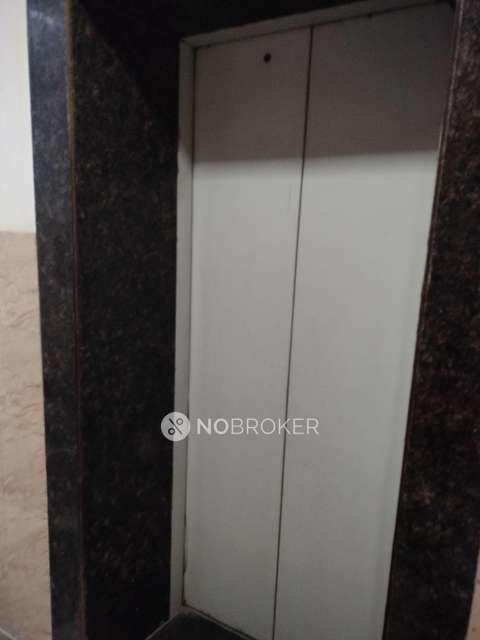 2 BHK Flat In Gaur City 2 14th Avenue For Sale  In  Chipyana Khurd Urf