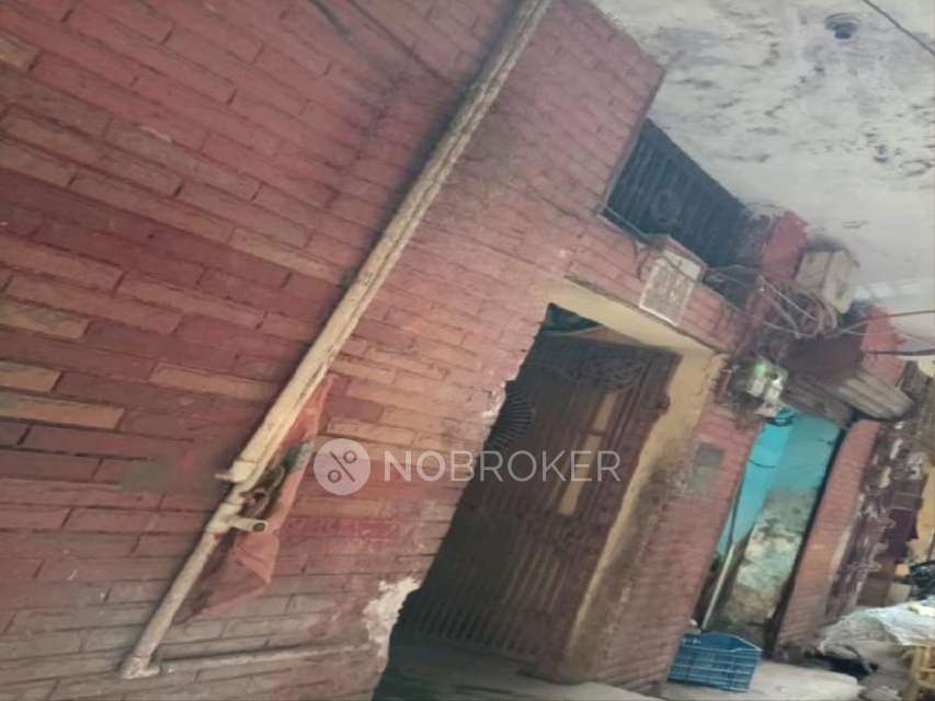 1 RK House for Rent  In Mandawali