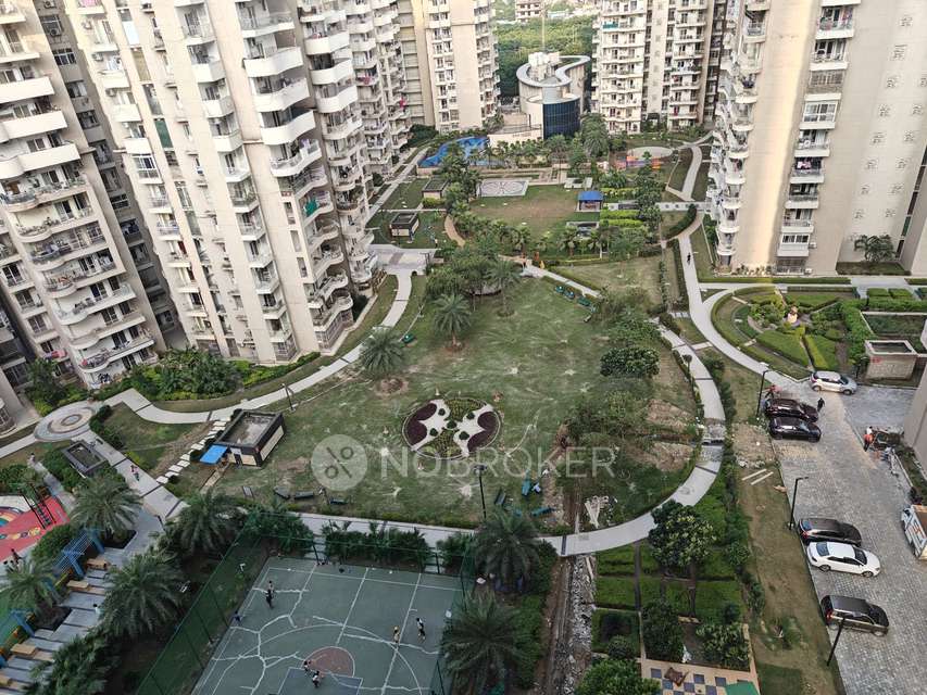 3 BHK Flat In Grand Ajnara Heritage, For Sale  In Sector 74