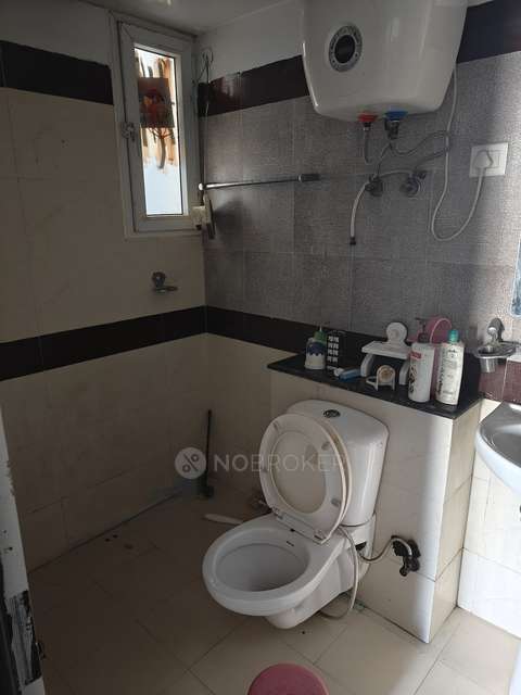 3 BHK Flat In Grand Ajnara Heritage, For Sale  In Sector 74