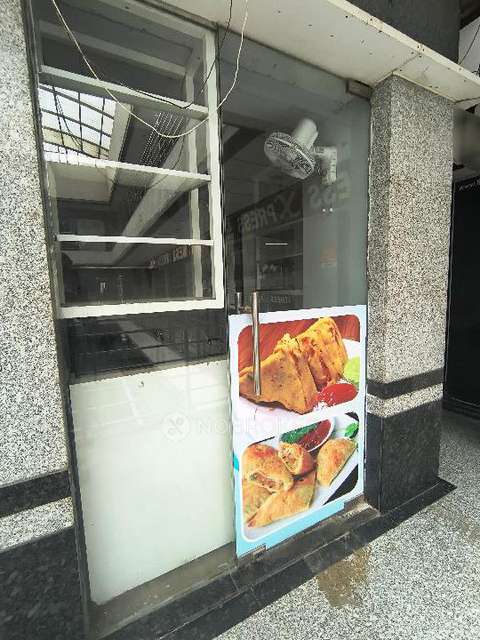 Shop in Gaur City 1, Greater_noida for sale 