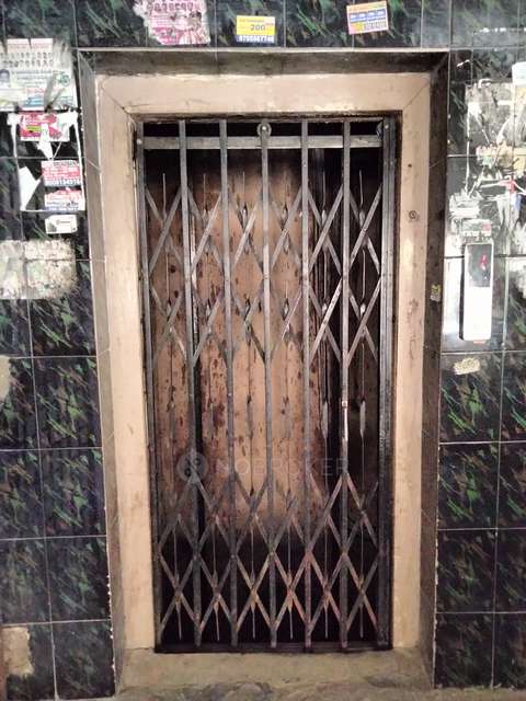 2 BHK Flat In Sv Gayatri Nilayam For Sale  In Kothapet