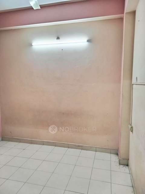 2 BHK Flat In Sv Gayatri Nilayam For Sale  In Kothapet