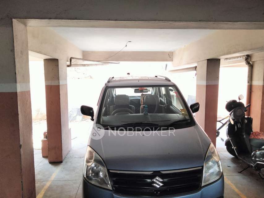 2 BHK Flat In Sv Gayatri Nilayam For Sale  In Kothapet