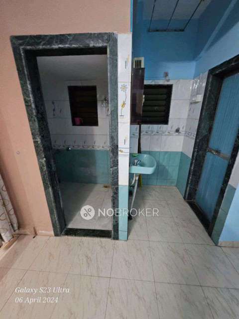 1 RK Flat In Shrenik Chs For Sale  In Panch Pakhdi, Thane West