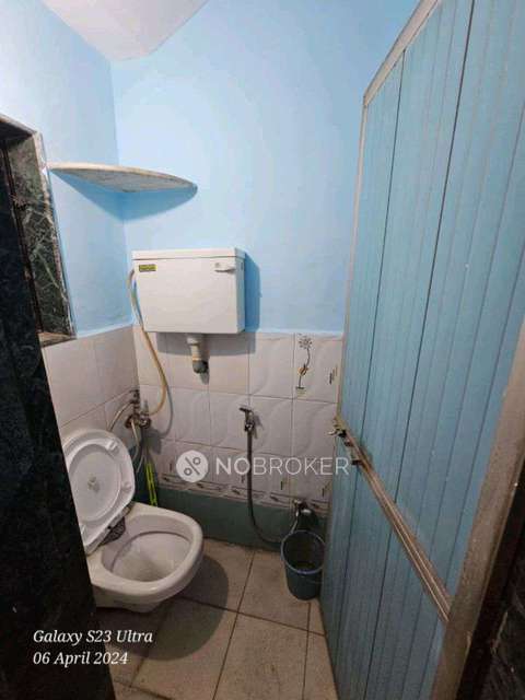 1 RK Flat In Shrenik Chs For Sale  In Panch Pakhdi, Thane West