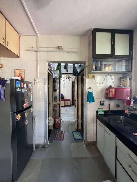 1 RK Flat In Varadlaxmi For Sale  In Mulund East