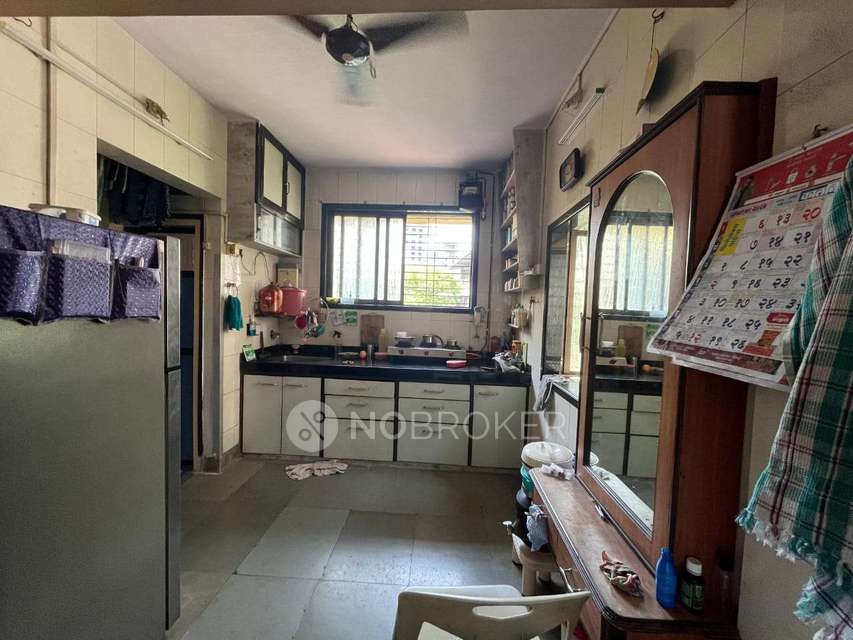 1 RK Flat In Varadlaxmi For Sale  In Mulund East