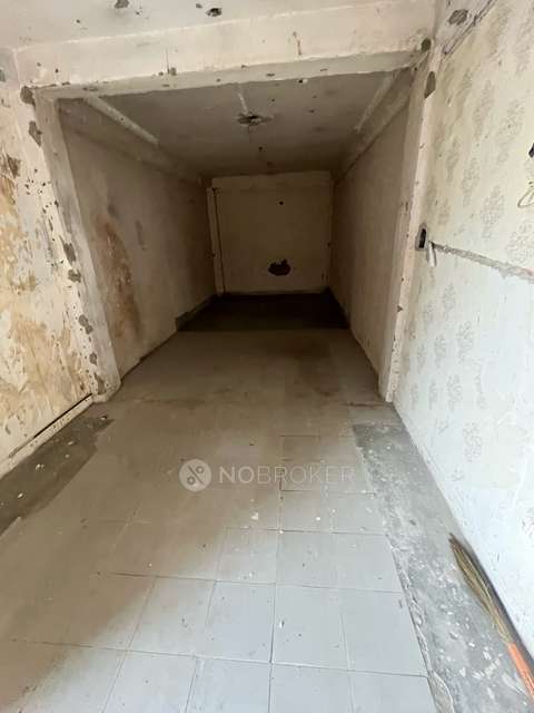 Shop in Patparganj, Delhi for Rent 