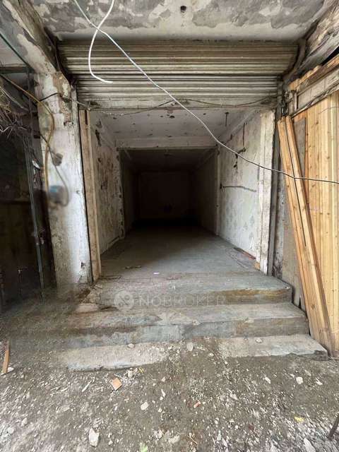 Shop in Patparganj, Delhi for Rent 