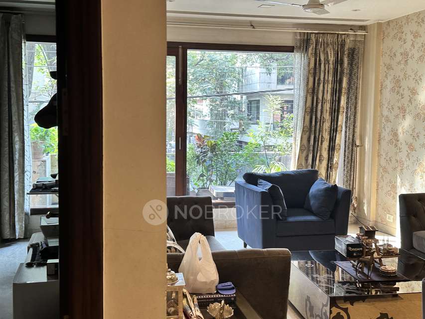 4+ BHK Flat In Panchasheel Enclvae For Sale  In Panchsheel Enclave