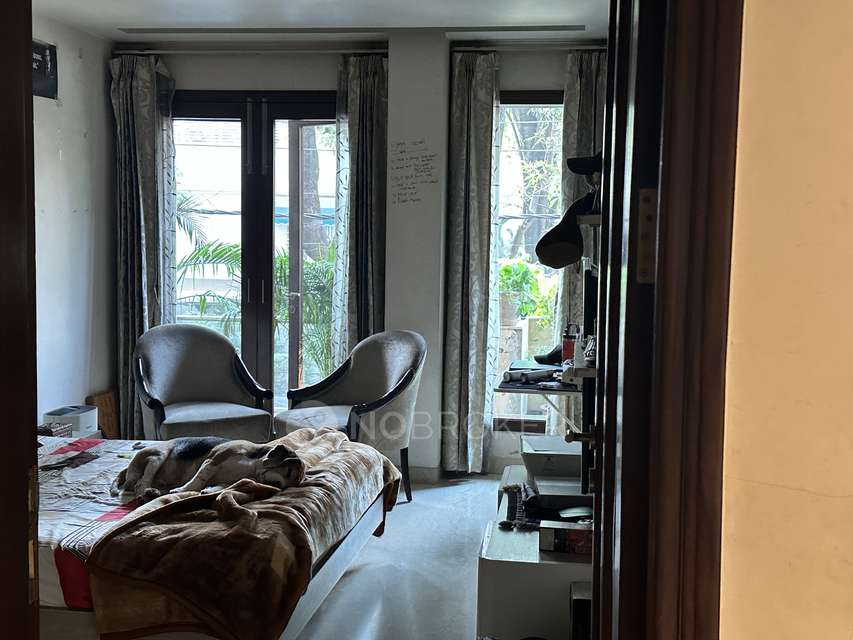 4+ BHK Flat In Panchasheel Enclvae For Sale  In Panchsheel Enclave