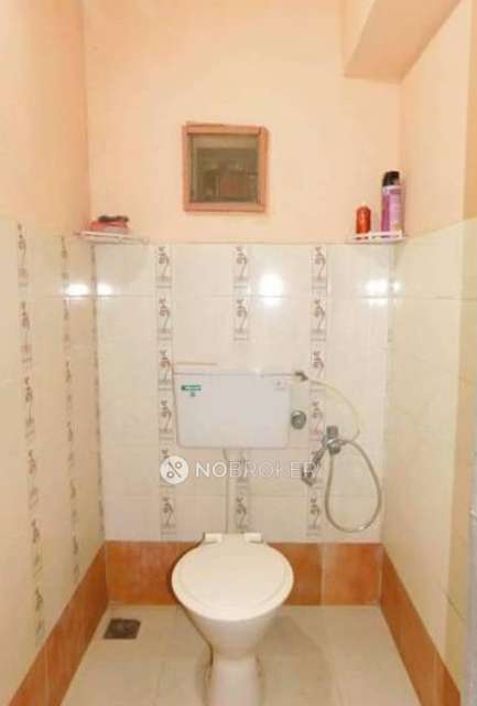 4+ BHK House For Sale  In  Chembur