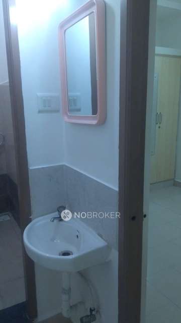 2 BHK Flat In Arun Excello Madhulika Karnithangal Padappai For Sale  In Karanaithangal, 