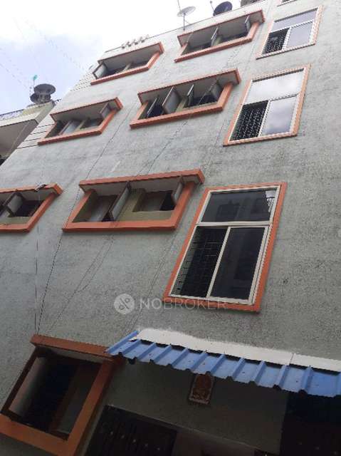 1 BHK Flat In Standalone Building  for Rent  In Bommanahalli